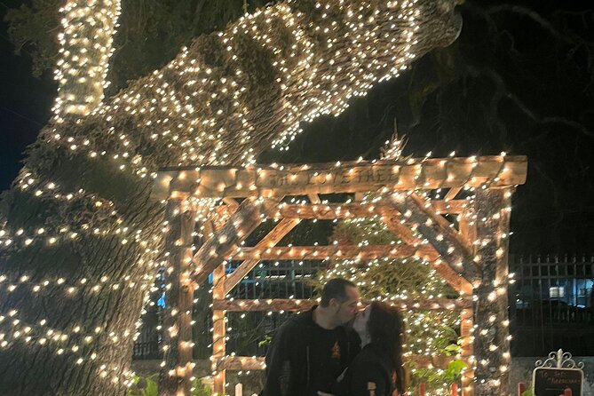 Toast of St. Augustine Walking Pub Crawl - drinks included - Personalized Experiences and Guide Expertise