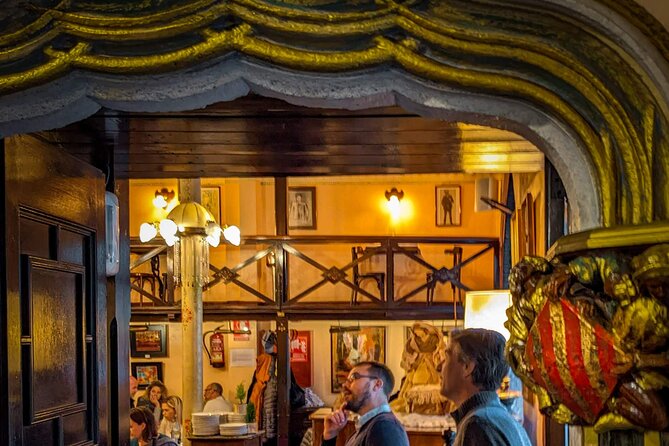 Together Food and Culture Walking Tour in Barcelona - Cultural Insights and Local Traditions