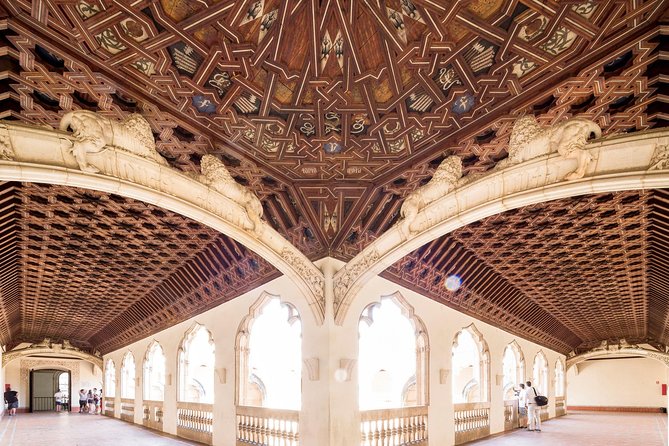 Toledo Full Day with Winery Visit, Tapas & Wine Tasting - Tour Highlights and Unique Features