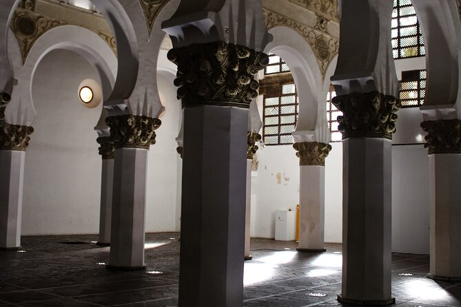 Toledo Historical Small Group Tour with Cathedral & Monuments - Key Points