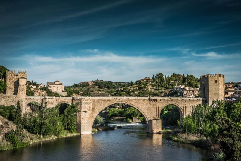 Toledo: History of the Three Cultures Guided Walking Tour - Exploring the Iconic Toledo Cathedral