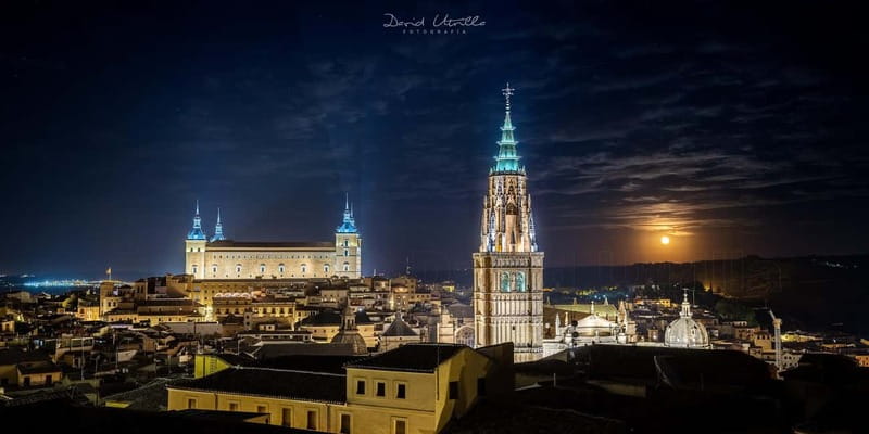 Toledo Mágico, the original night tour: mystery, curiosities, and secrets. - Explore Toledo Mágico: The Night Tour of Mysteries and Secrets