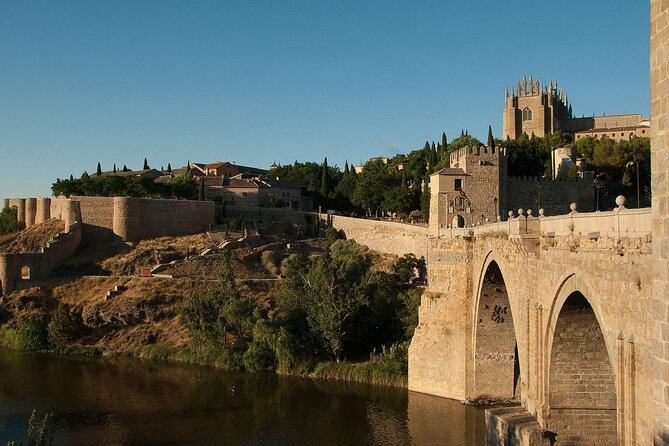 Toledo Panoramic! from Madrid with Transportation and Panoramic Tour - Logistics: Meeting Point and Group Size