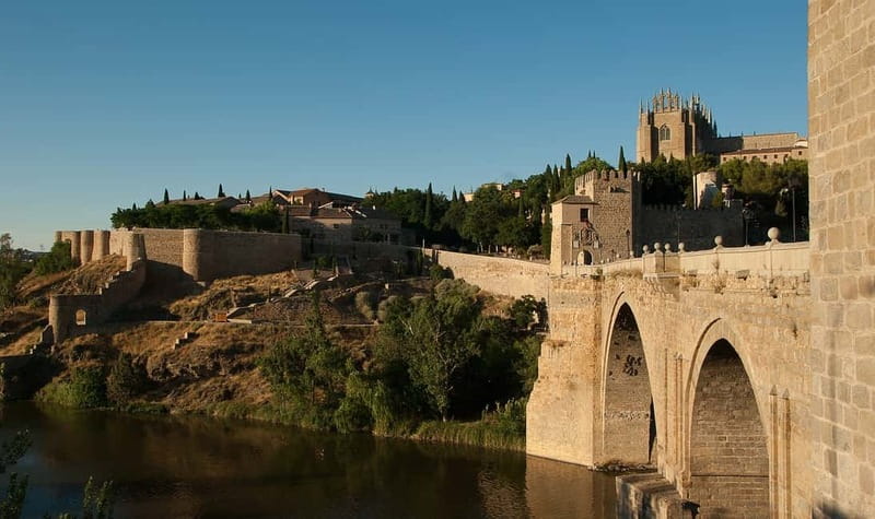 Toledo: Private Walking Tour with 7 Monument Tickets - The Primate Cathedral: The Crown Jewel of Toledo