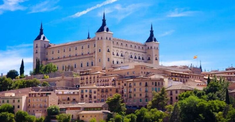 Toledo : Private Walking Tour with a Pro guide - Flexibility and Practical Details