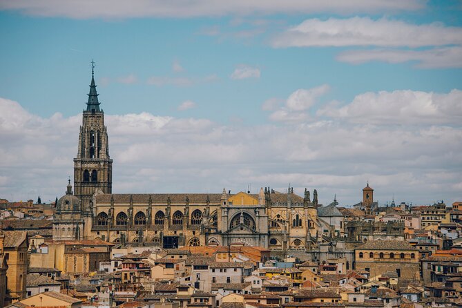 Toledo Scavenger Hunt and Highlights Self-Guided Tour - Starting Point at Plaza de Zocodover