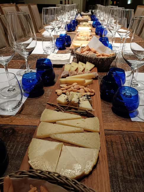 Toledo: Wine, EVOO, and Tapas Tasting - Discover Toledos Wine and Culinary Scene with Ana Morales