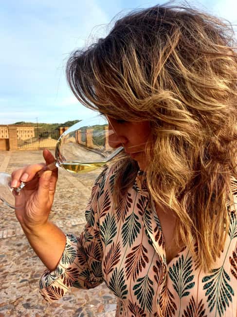 Toledo: Wine, EVOO, and Tapas Tasting - Tasting Manchego Tapas and Local Delights