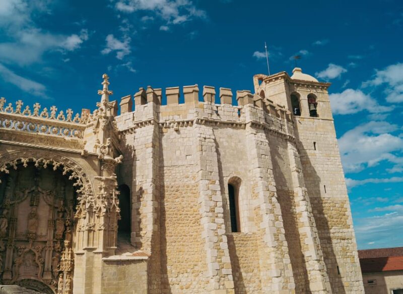 Tomar: Knight's Templar Castle and Convent of Christ Tour - The Experience of a Small, Intimate Group