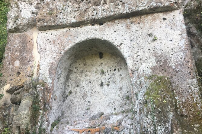 Tomb Hunting and Trekking Adventure in Sovana - Sovana’s Etruscan Necropolis and Hidden Tombs