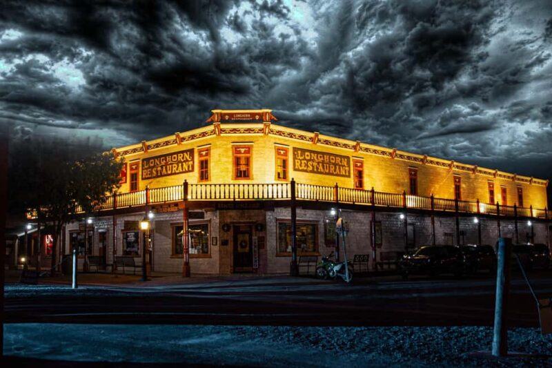 Tombstone Ghost Tours: Ghosts & Gunslingers of the Wild West - Tour Pacing and Experience Flow
