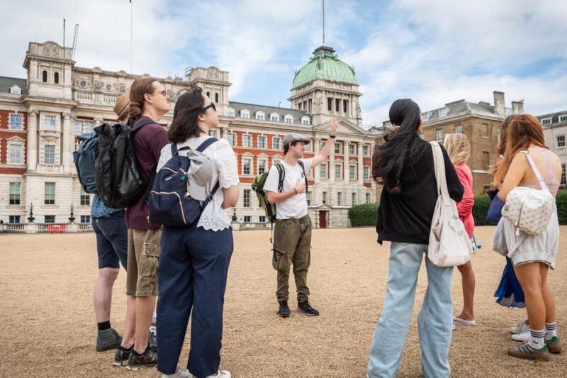 Top London Sights Tour - Christmas Day Special! - Discover the Unique Charm of London on Christmas Morning