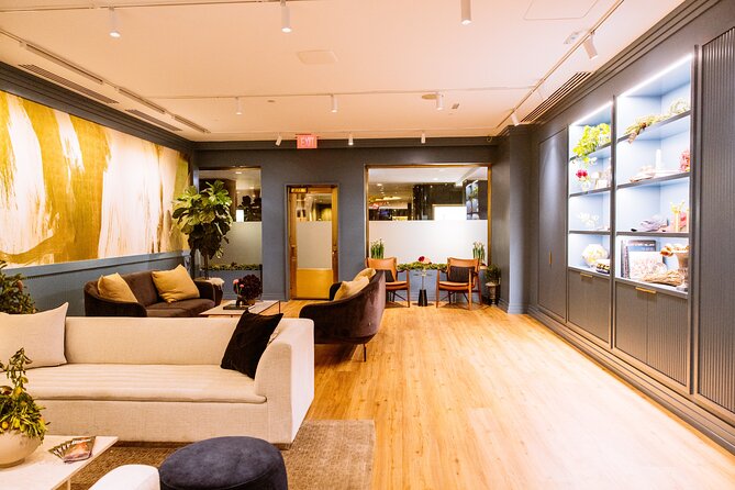 Top of the Rock VIP Tickets with Skylift and The Beam Experience - Accessibility, Group Size, and Practical Tips