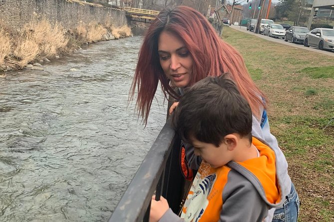 Top Rated Wine and Shine Walking Tour - Logistics: Meeting Point and Group Size