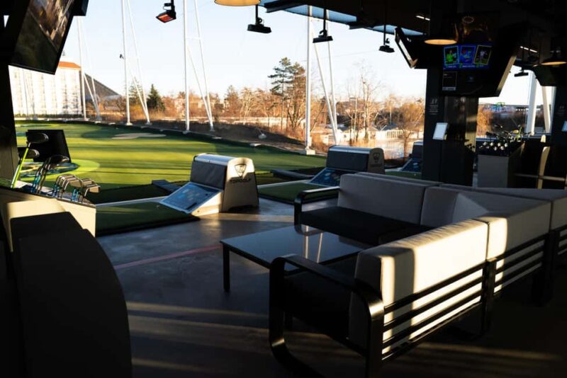 Topgolf Vienna: Gameplay - 1 Bay - Topgolf Vienna: Gameplay - 1 Bay – An Innovative Golf and Leisure Experience