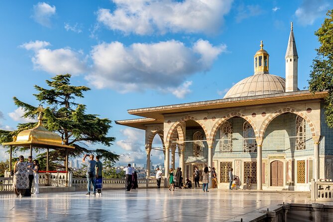 Topkapi Palace and Harem Guided tour with Skip-the-Line Tickets - The Guides and Their Expertise