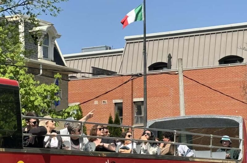 Toronto City Tour: 2-Hour Open-Top Experience - What Makes the Tour Stand Out: Sights and Landmarks