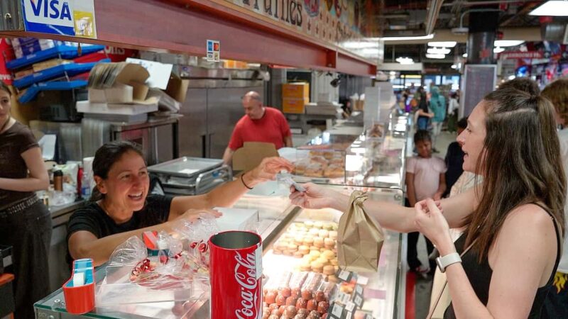 Toronto Downtown Walking Tour With Tower and Harbour Cruise - Practical Tips for a Smooth Tour