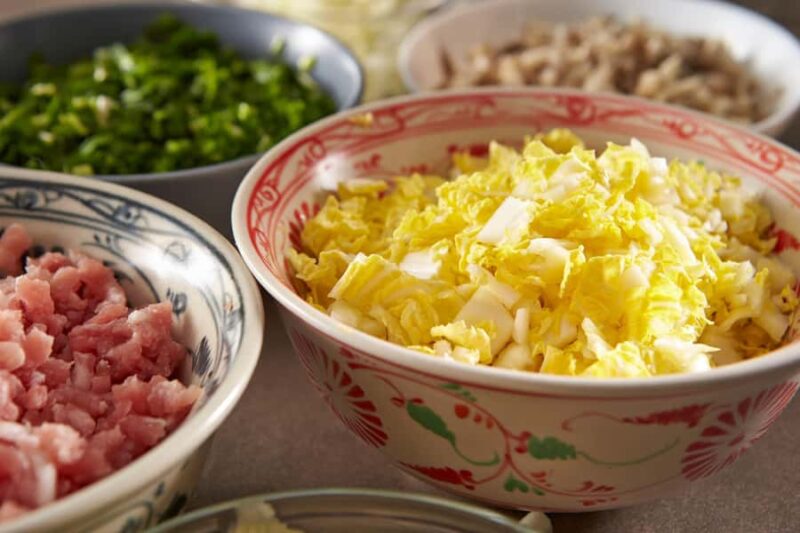 Toronto: Dumpling Making Class With Local Chef - Toronto Dumpling Class Starts with Clear Guidance from Chef Cory