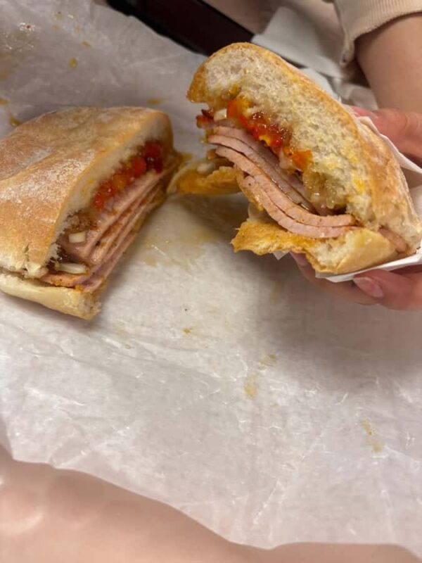 Toronto: Great White North Food Tour - Strolling Through Old Town Toronto with Historic Stories