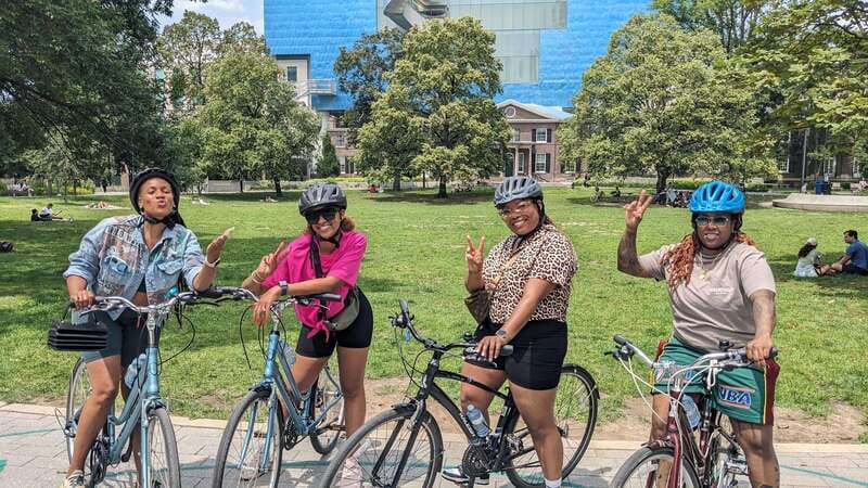 Toronto: Heart of Downtown 3.5-Hour Bike Tour - Starting at the Heart of Downtown Toronto
