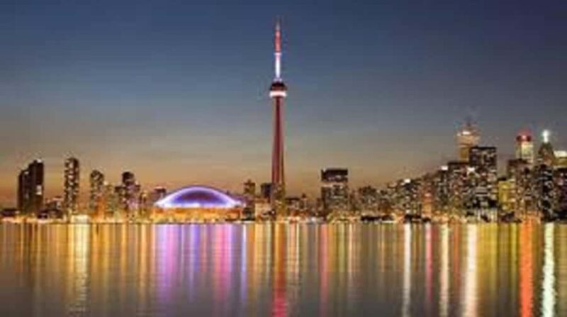 Toronto ICONIC Sightseeing Day Tour with Small Group Max 12 - Key Points