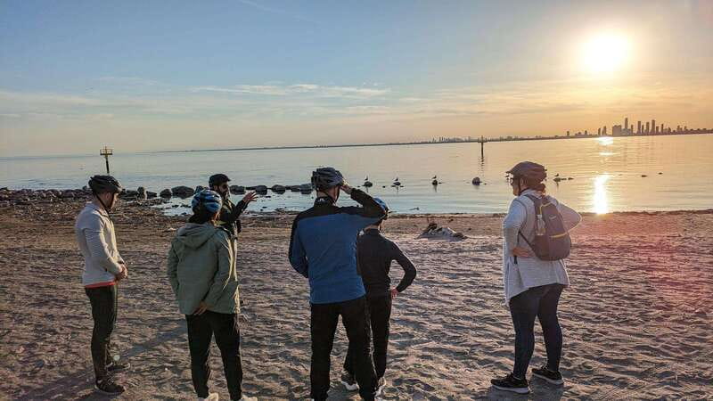 Toronto Islands: Morning or Twilight 3.5-Hour Bike Tour - Who Will Enjoy This Tour?
