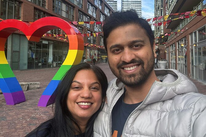 Toronto Murder Mystery Quest Outdoor Detective Escape Game - Outdoor Detective Story: Toronto as Your Crime Scene