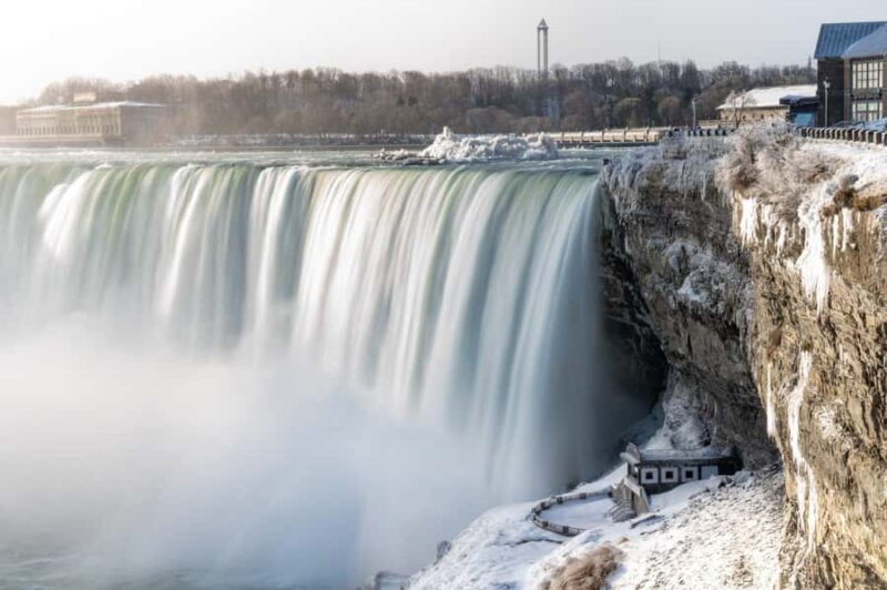 Toronto: Niagara Falls Evening Tour with Fireworks - Key Points