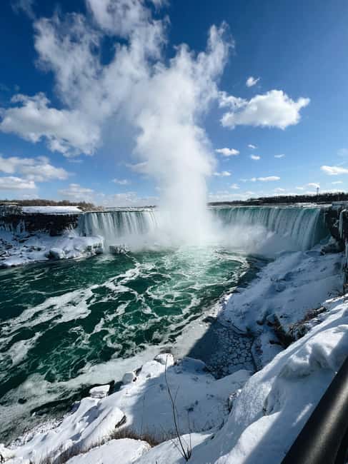 Toronto: Niagara Falls Guided Day Tour, Boat & Skylon Tower - The Guide and Group Size Enhance the Experience