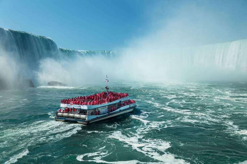 Toronto: Niagara Falls Tour with Cruise and Behind The Falls - Scenic Stops Along the Niagara Parkway