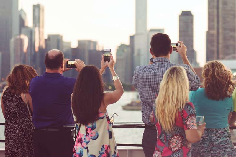 Toronto: Premium Harbor Cruise with Lunch, Brunch, or Dinner - Key Points