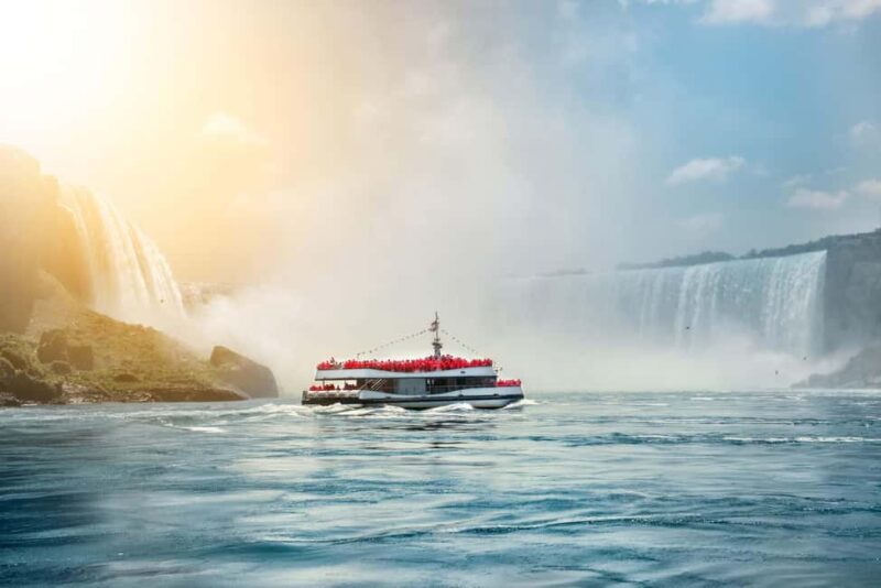 Toronto to Niagara Falls: 4 or more guests Private VIP Tour - Who Will Appreciate This Tour Most