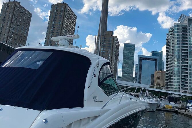 Toronto VIP Luxury Living Tours - Torontos Most Exclusive Day: Private Yacht Cruise from Cabana Pool Bar