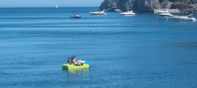 Torquay: Pedalo Hire - Discover the Charm of Torquay Pedalo Hire