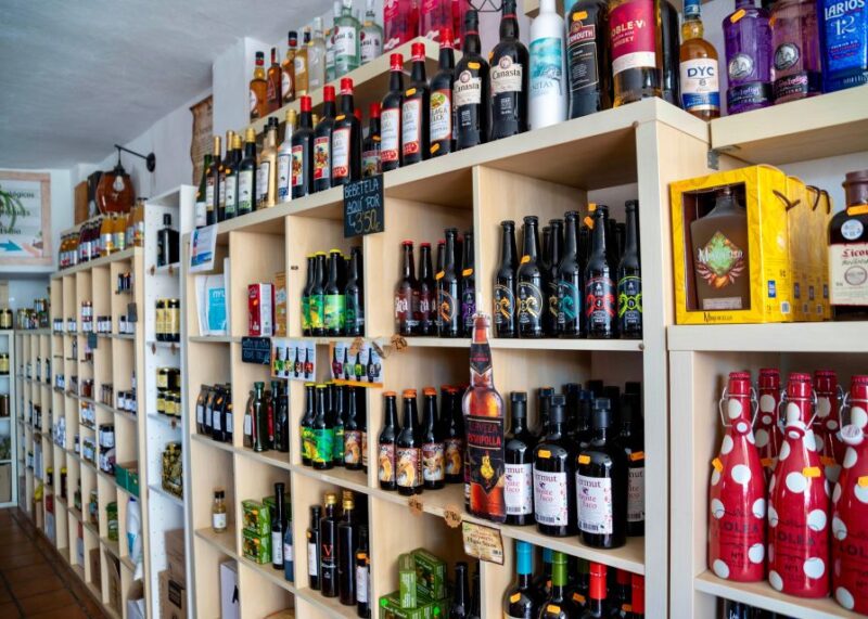 Torremolinos/Benalmadena: Nerja Caves Tour with Frigiliana - The Nerja Caves: A Natural Marvel