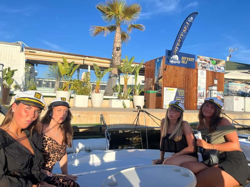 Torrevieja: Private Boat tour with Local Skipper - Key Points