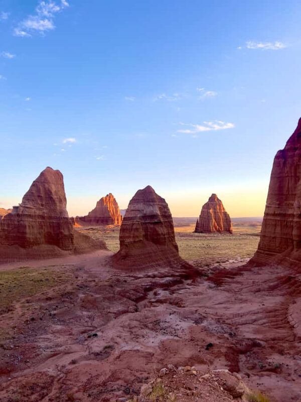 Torrey: Capitol Reef National Park Temples of the Sun & Moon - The Guides and Their Knowledge