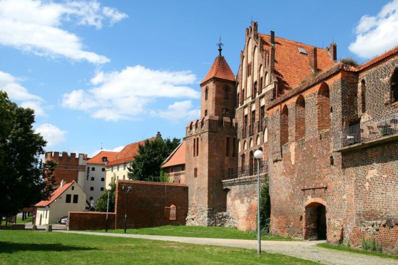 Torun Old Town Highlights Private Walking Tour - Visit Nicolaus Copernicus’s Museum House