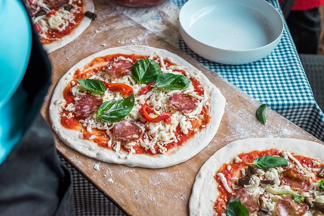 Toss, Bake, Cheers! - Sorrento Pizza Making Class with Wine - The Guide’s Style and Teaching Approach