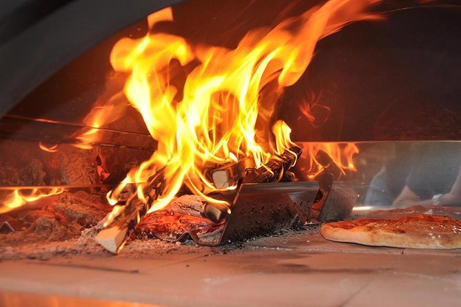 Toss, Bake, Cheers! - Sorrento Pizza Making Class with Wine - The Food and Drink Experience