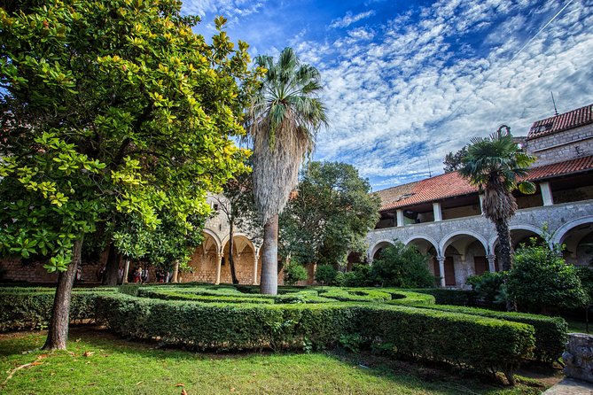 Total Game of Thrones Experience - Why Choose the Total Game of Thrones Experience