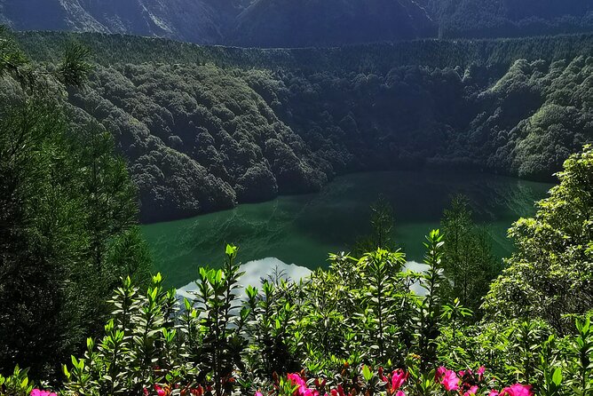 Totally personalized private tour to Sete Cidades and Lagoa do Fogo (west) - Lagoa do Fogo: The Mystic Mountain Lake