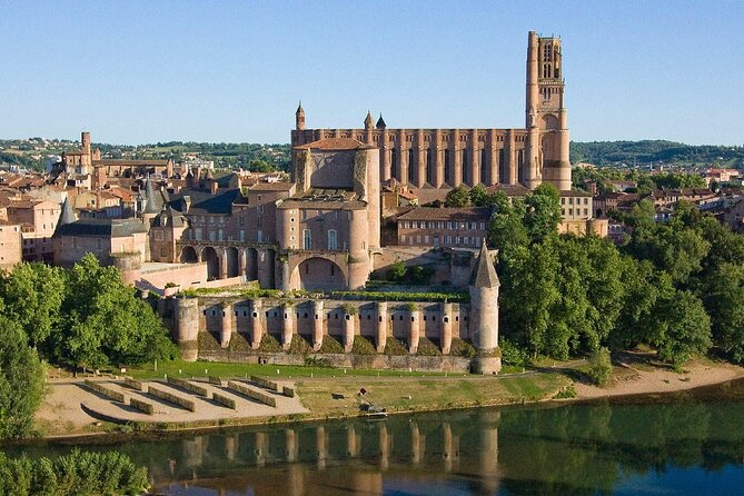 Toulouse : Albi and Cordes/Ciel Day Trip with audio guides - Transport and Self-Guided Walking Tours