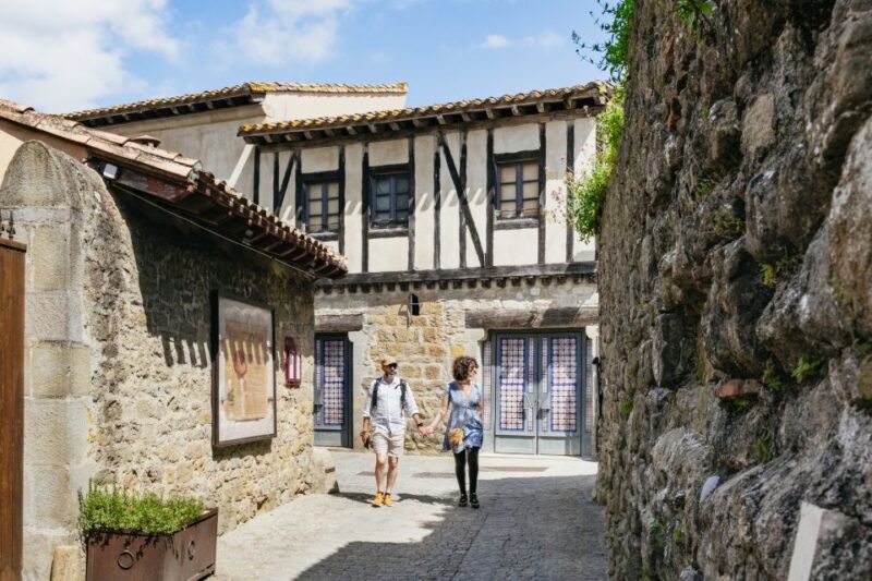 Toulouse: Carcassonne Day Trip by Coach with Audioguide - Departing from Toulouse with Clear Meeting Instructions