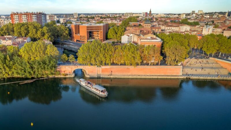 Toulouse: City Card (with transport) - The Experience of Self-Guided Exploration in Toulouse