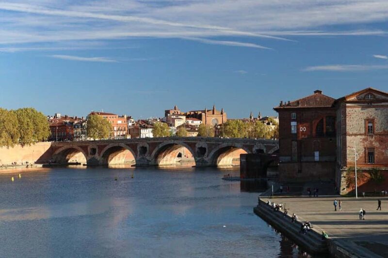 Toulouse: Garonne River Secret Spots Photo Walk - From Narrow Paths to Scenic Viewpoints of Toulouse