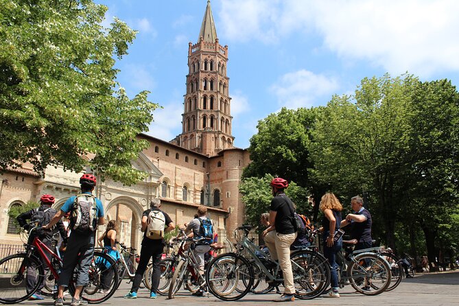 Toulouse Gourmand by bike - Discover the Iconic Place du Capitole