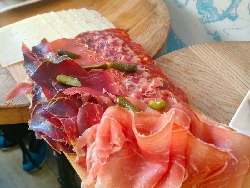 Toulouse: Guided Food Tour with Tastings - Expert Guides Known for Personal Touch and Insight