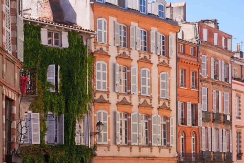 Toulouse: Private custom tour with a local guide - Visiting Iconic Sights and Local Hotspots